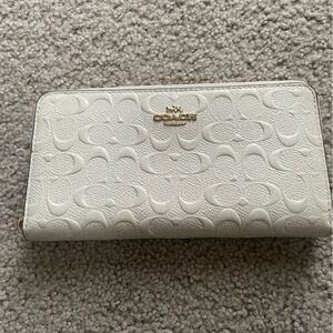 EUC Coach accordion zip-up wallet